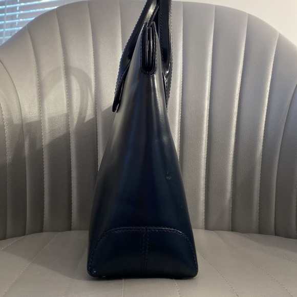 Tod’s Tote - Picture 8 of 15